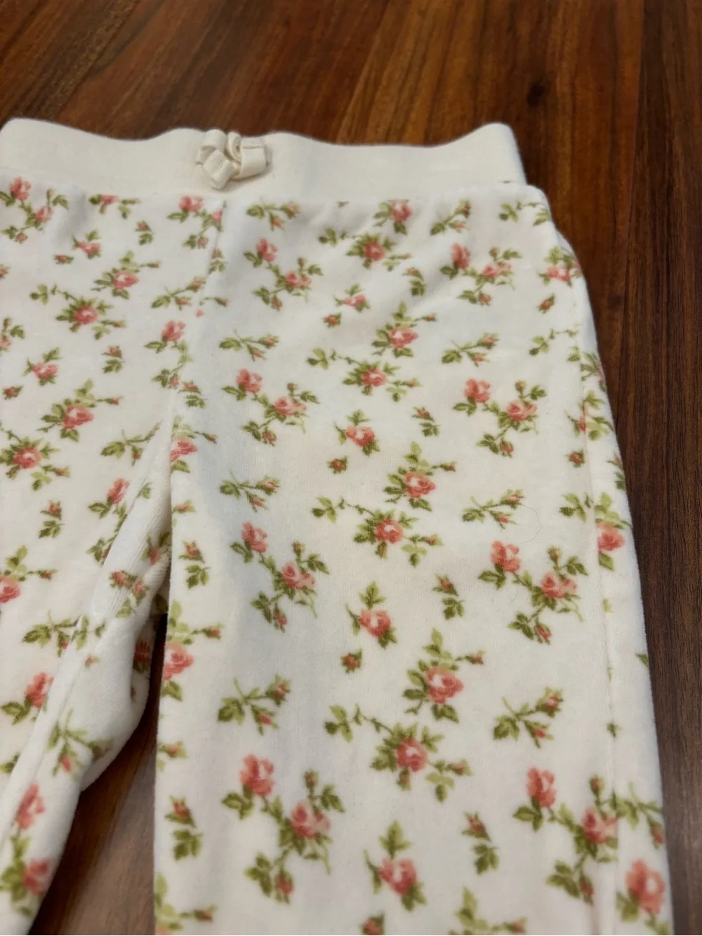 Ralph Lauren Cream Floral Fuzzy Jogger Sweatpants